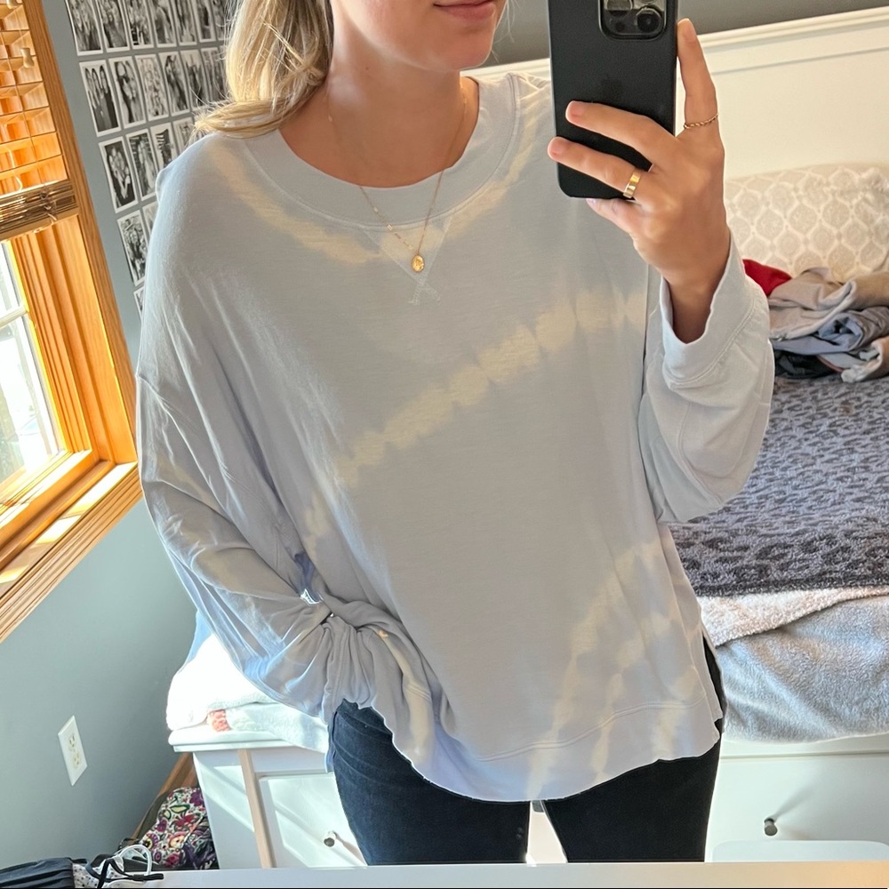 Blue and White Tie-Dye Lightweight Sweatshirt